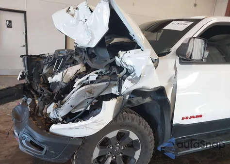 2019 Ram 1500 Rebel из США, поврежденный, VIN 1C6SRFLT1KN579665